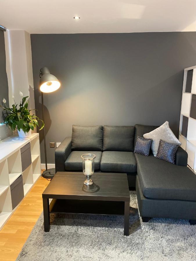 City Centre Modern Studio Apartment - Westone Free Wifi, Gym Access, Netflix Sheffield Zewnętrze zdjęcie