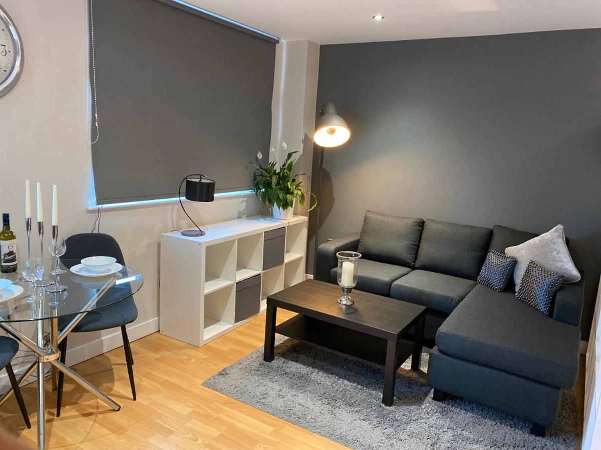 City Centre Modern Studio Apartment - Westone Free Wifi, Gym Access, Netflix Sheffield Zewnętrze zdjęcie
